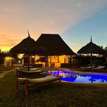 Miti Beach Bungalows ナングウィ エクステリア 写真
