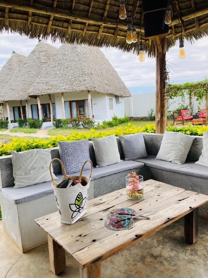 Miti Beach Bungalows ナングウィ エクステリア 写真