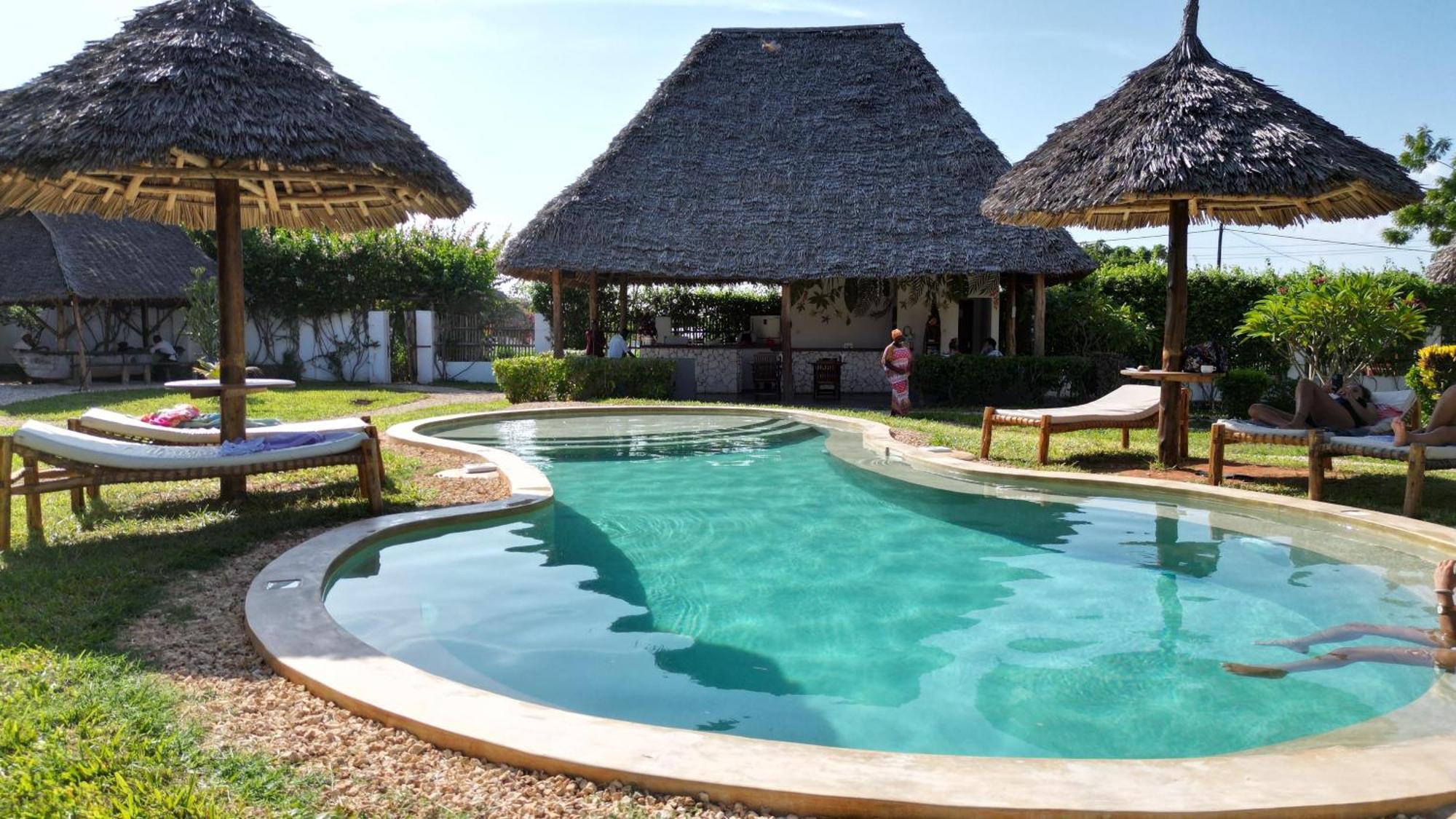 Miti Beach Bungalows ナングウィ エクステリア 写真
