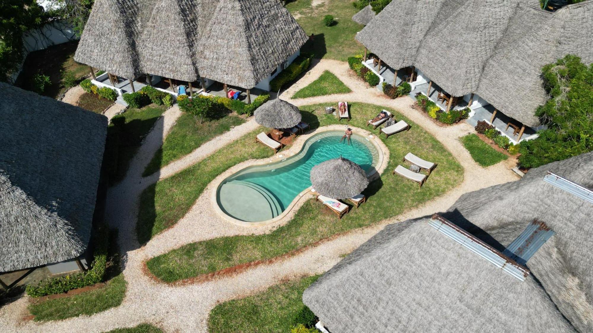 Miti Beach Bungalows ナングウィ エクステリア 写真